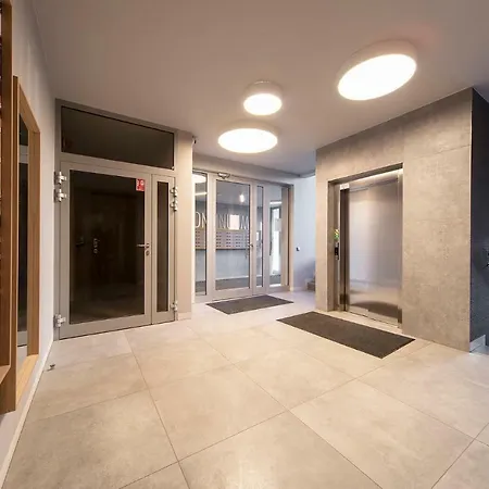 Kontinuum By Renters Apartment *